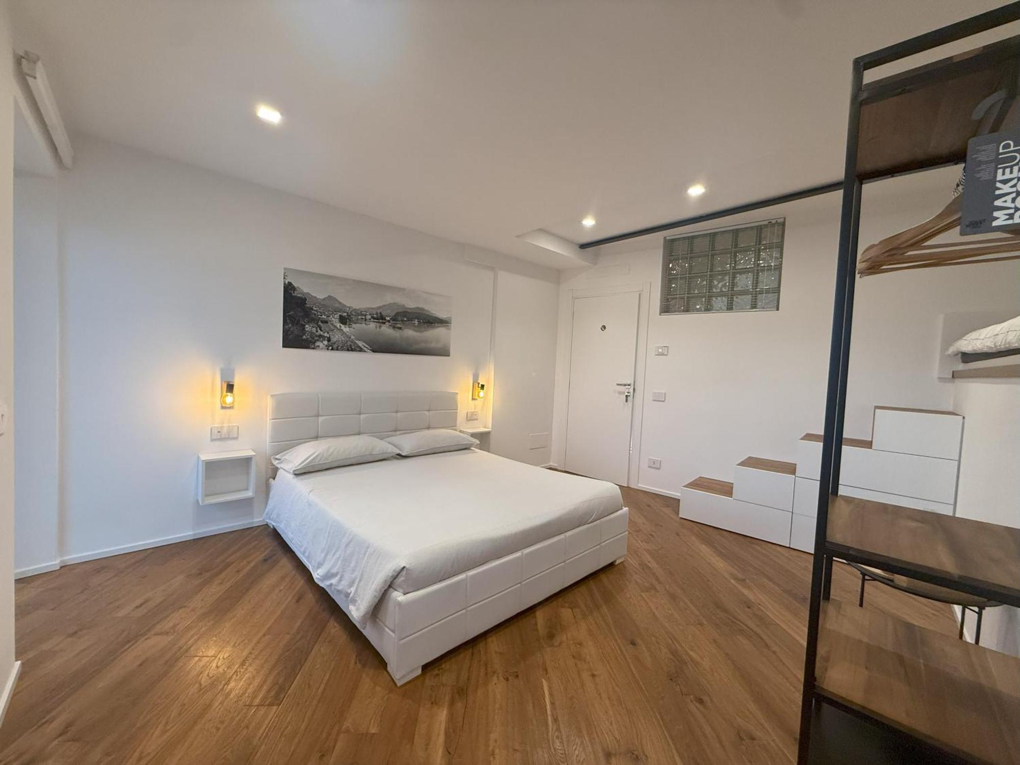 East West Room Арко Экстерьер фото