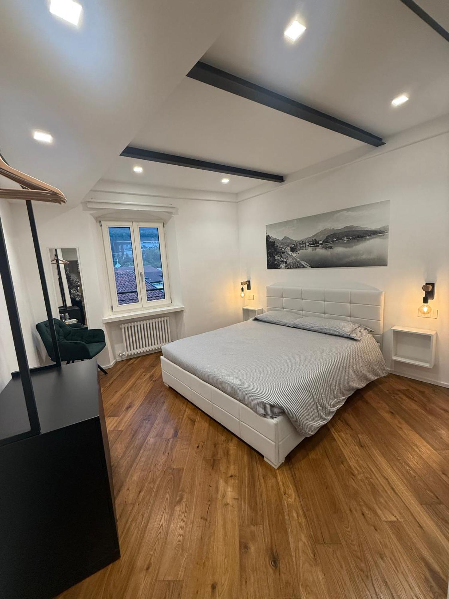 East West Room Арко Экстерьер фото